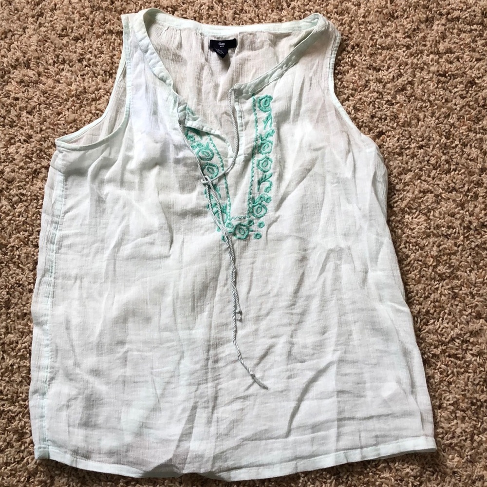 Tank top with embroidered detail